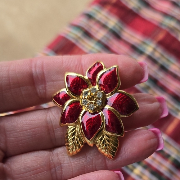 Monet Elegant Red and Gold Floral Brooch - Picture 2 of 6